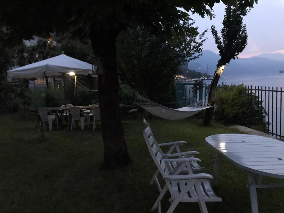 L For Lake Mandello del Lario Exterior photo